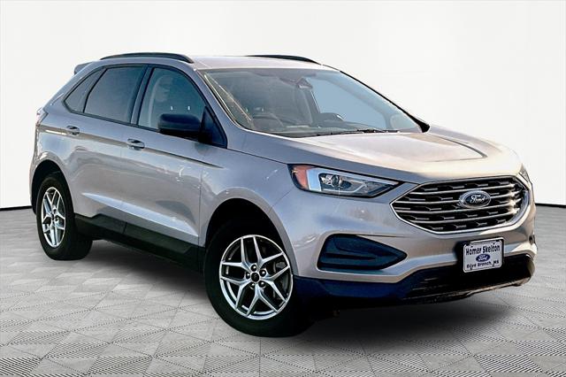 2022 Ford Edge SE's photo