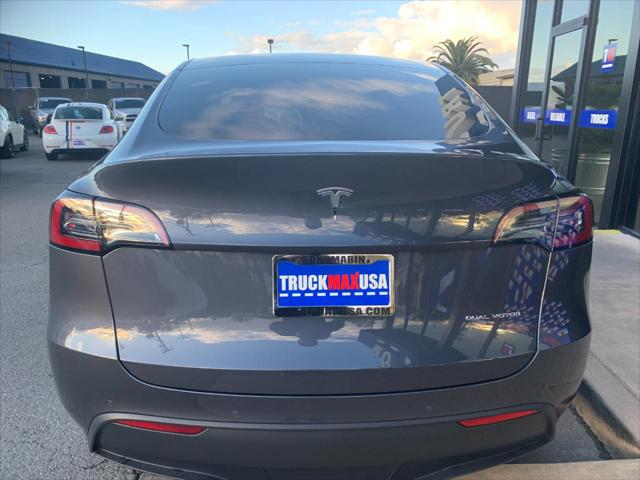 2022 Tesla Model Y Long Range Dual Motor All-Wheel Drive