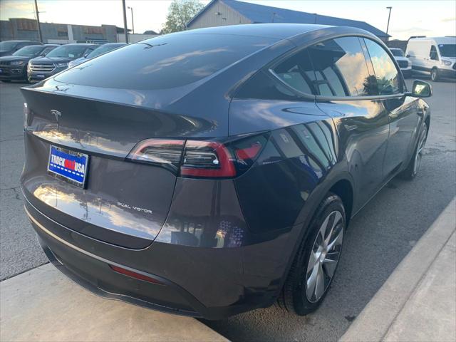 2022 Tesla Model Y Long Range Dual Motor All-Wheel Drive