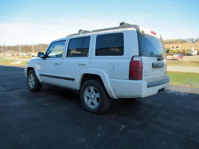 2008 Jeep Commander Sport