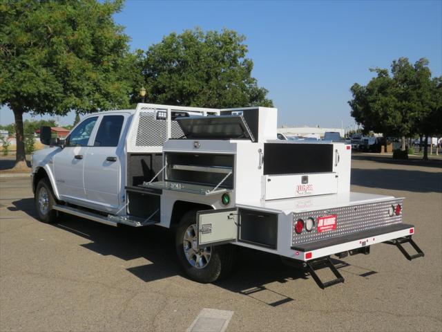 2022 RAM Ram 3500 Chassis Cab RAM 3500 TRADESMAN CREW CAB CHASSIS 4X4 60 CA