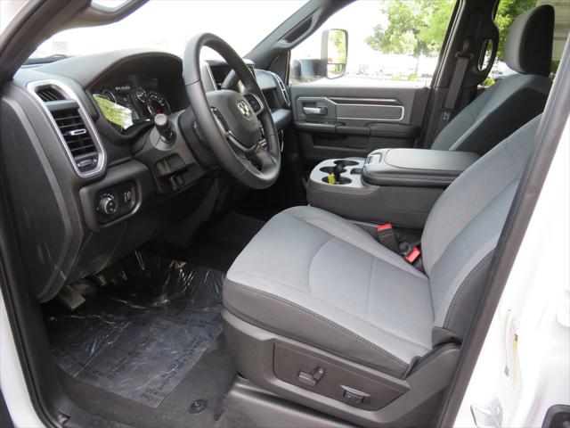 2022 Ram 3500 Chassis Cab Tradesman/SLT/Laramie/Limited