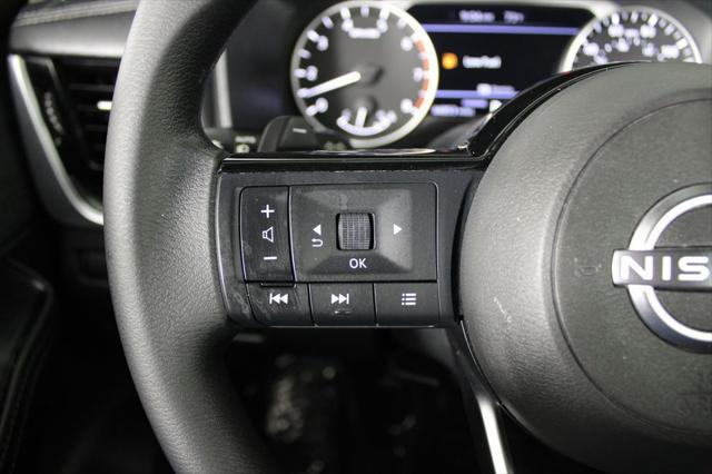 2022 Nissan Rogue SV FWD