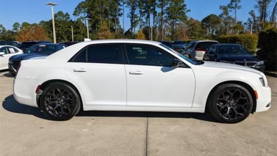 2019 Chrysler 300 Touring