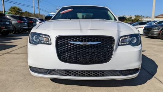 2019 Chrysler 300 Touring