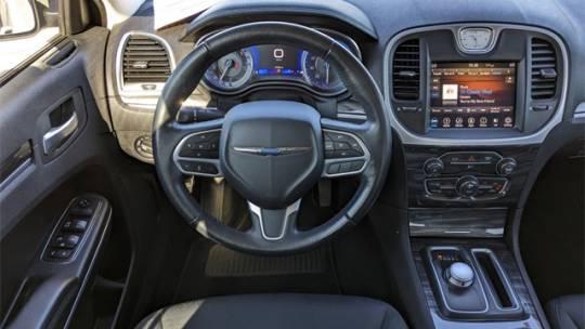 2019 Chrysler 300 Touring