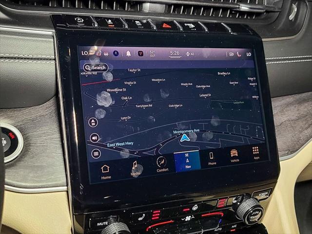 2023 Jeep Grand Cherokee GRAND CHEROKEE L LIMITED 4X4