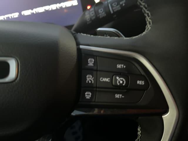 2023 Jeep Grand Cherokee GRAND CHEROKEE L LAREDO 4X4
