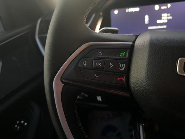 2023 Jeep Grand Cherokee GRAND CHEROKEE L LAREDO 4X4