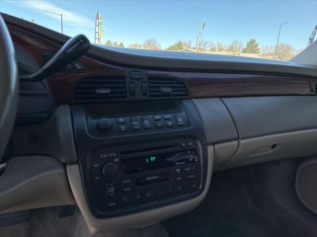 2003 Cadillac DeVille Base 4dr Sedan