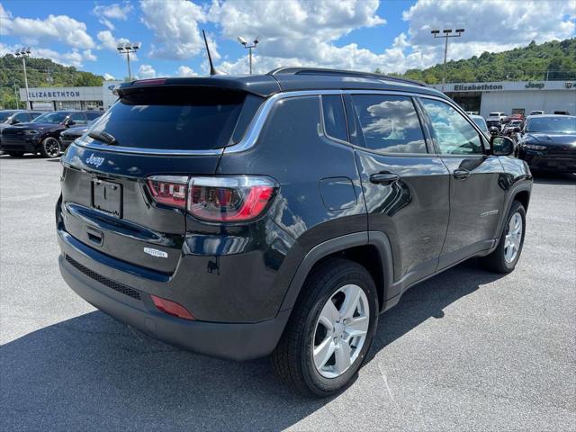 2022 Jeep Compass COMPASS LATITUDE 4X4