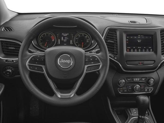 2019 Jeep Cherokee photo 7 of 15