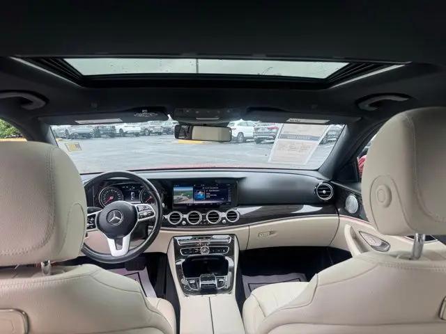 2019 Mercedes-Benz E-CLASS E 300 E 300