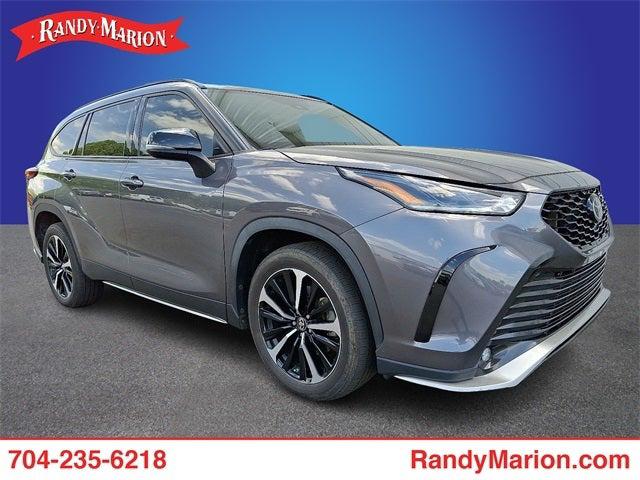 2022 Toyota Highlander XSE