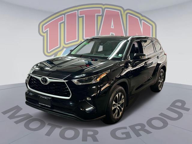 2021 Toyota Highlander XLE [3]