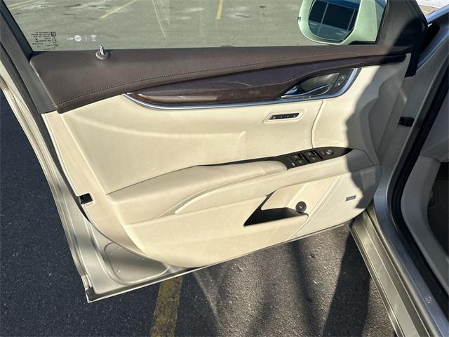 2016 Cadillac XTS Luxury Collection