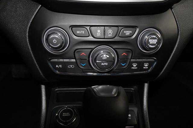 2023 Jeep Cherokee CHEROKEE ALTITUDE LUX 4X4