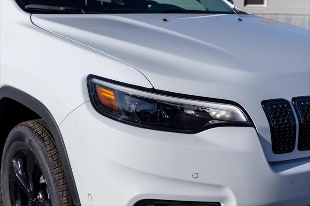 2023 Jeep Cherokee CHEROKEE ALTITUDE LUX 4X4