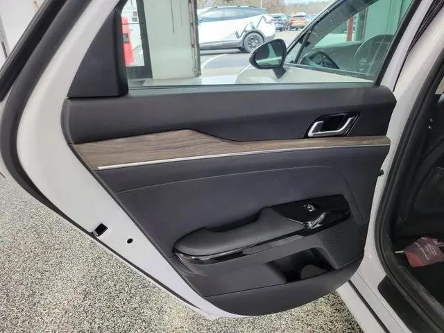 2021 Kia K5 EX