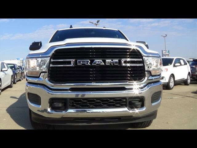 2020 RAM 2500 Big Horn Crew Cab 4X4 64 Box