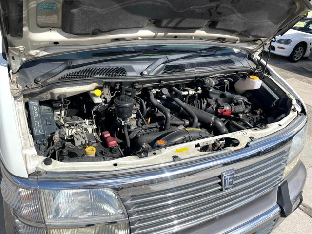 1997 Nissan cube Elgrand Homy V 4X4 Diesel