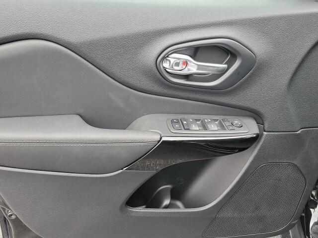 2023 Jeep Cherokee CHEROKEE ALTITUDE LUX 4X4