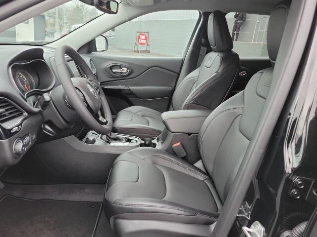 2023 Jeep Cherokee CHEROKEE ALTITUDE LUX 4X4