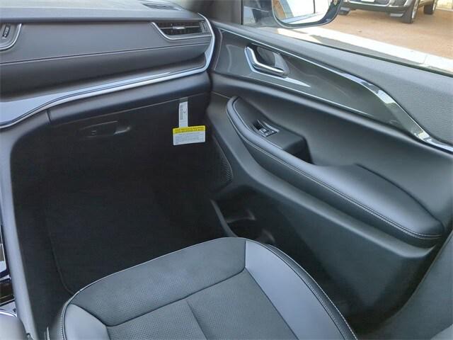 2023 Jeep Grand Cherokee GRAND CHEROKEE L ALTITUDE 4X4