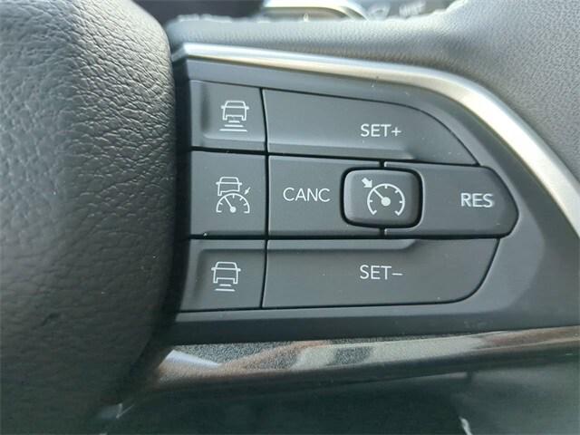 2023 Jeep Grand Cherokee GRAND CHEROKEE L ALTITUDE 4X4
