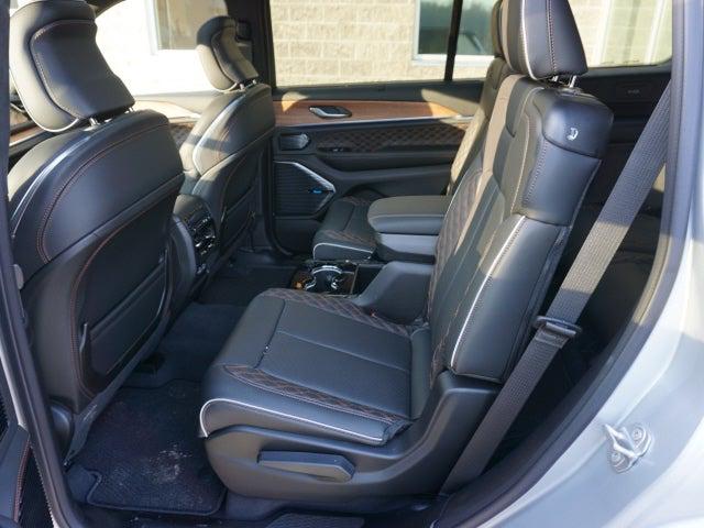 2023 Jeep Grand Cherokee GRAND CHEROKEE L SUMMIT RESERVE 4X4