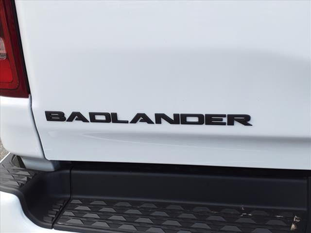 2022 Ram 1500 Laramie Crew Cab 4x4 57 Box