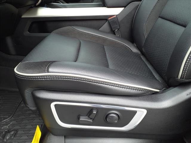 2022 Ram 1500 Laramie Crew Cab 4x4 57 Box