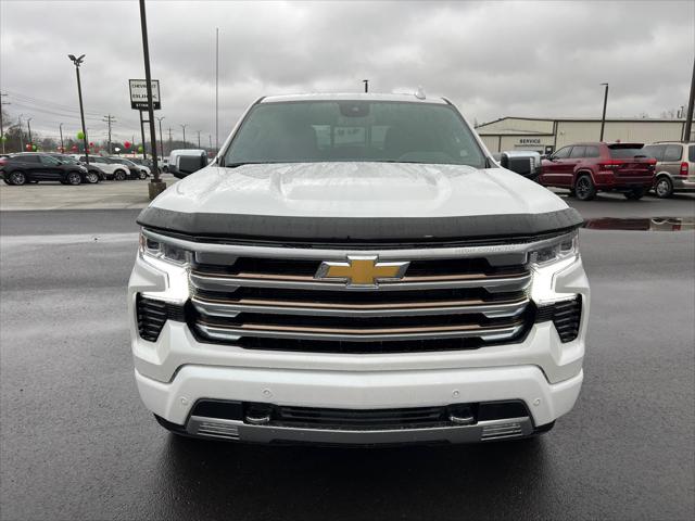 2022 Chevrolet Silverado 1500 4WD Crew Cab Short Bed High Country