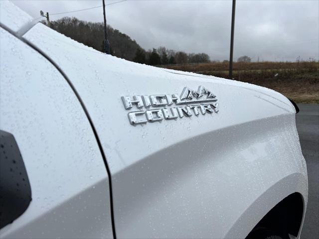 2022 Chevrolet Silverado 1500 4WD Crew Cab Short Bed High Country