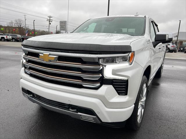 2022 Chevrolet Silverado 1500 4WD Crew Cab Short Bed High Country