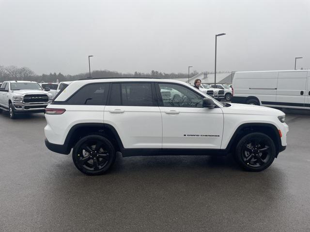 2023 Jeep Grand Cherokee GRAND CHEROKEE ALTITUDE 4X4