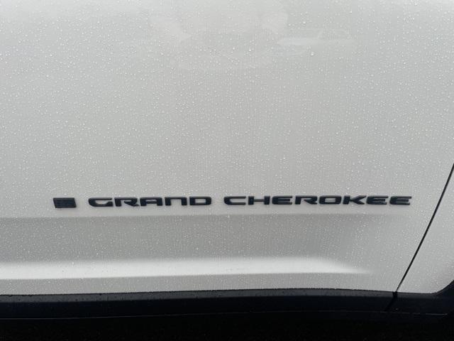 2023 Jeep Grand Cherokee GRAND CHEROKEE ALTITUDE 4X4