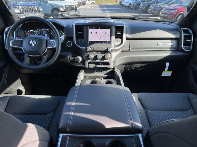 2023 RAM Ram 1500 RAM 1500 BIG HORN CREW CAB 4X4 57 BOX