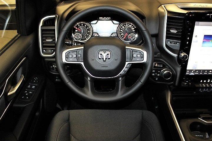 2023 RAM Ram 1500 RAM 1500 BIG HORN QUAD CAB 4X4 64 BOX