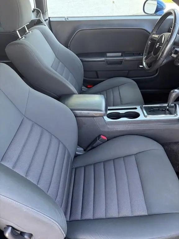 2009 Dodge Challenger SE