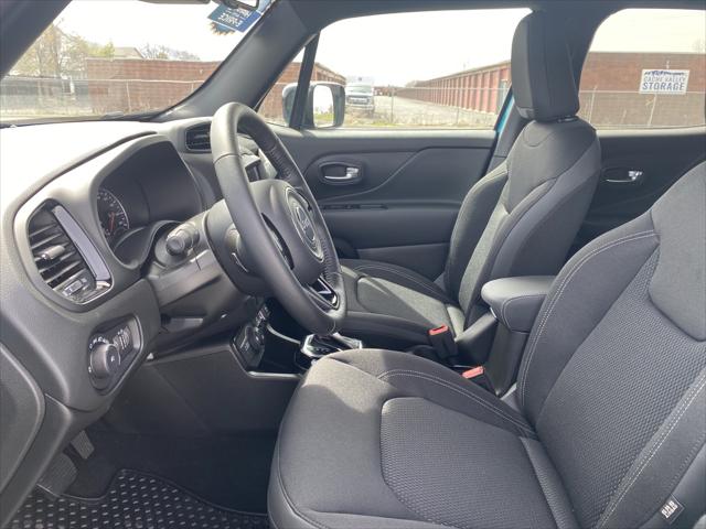 2022 Jeep Renegade RENEGADE ALTITUDE 4X4