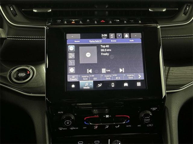 2023 Jeep Grand Cherokee GRAND CHEROKEE LAREDO 4X4