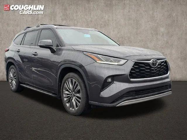 2020 Toyota Highlander for sale near Heath, OH