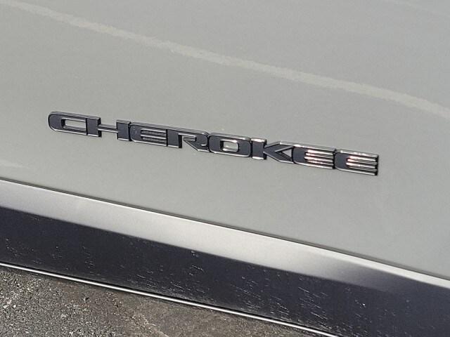 2023 Jeep Cherokee CHEROKEE ALTITUDE LUX 4X4
