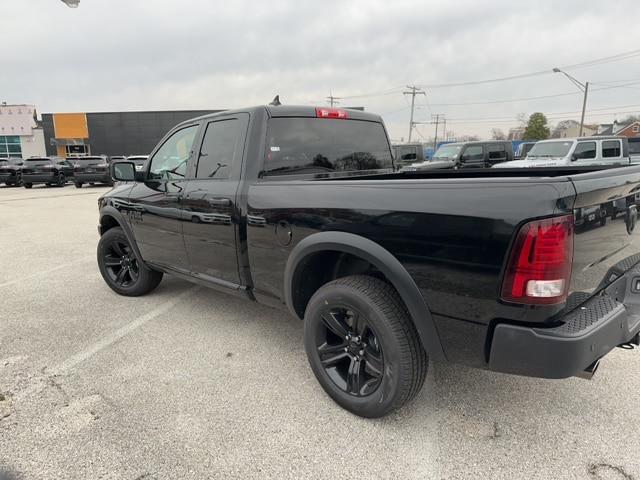 2023 RAM Ram 1500 Classic RAM 1500 CLASSIC WARLOCK QUAD CAB 4X4 64 BOX