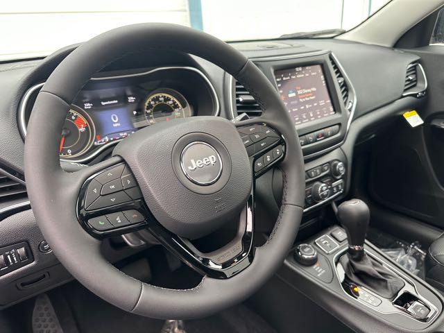 2023 Jeep Cherokee CHEROKEE ALTITUDE LUX 4X4