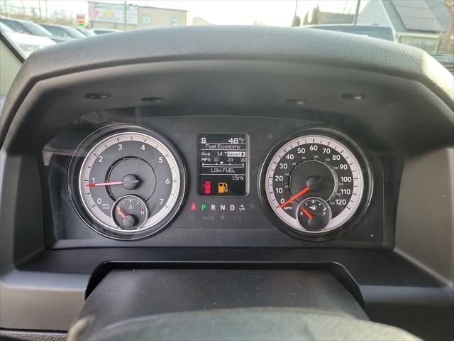 2023 RAM Ram 1500 Classic RAM 1500 CLASSIC WARLOCK QUAD CAB 4X4 64 BOX