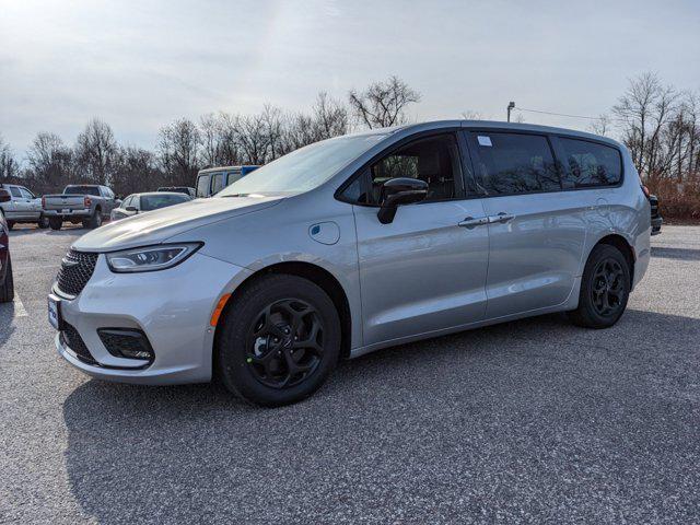 2023 Chrysler Pacifica Plug-In Hybrid PACIFICA PLUG-IN HYBRID LIMITED