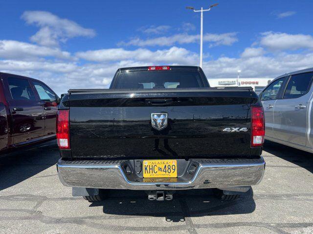 2022 RAM 1500 Classic Tradesman Crew Cab 4x4 57 Box