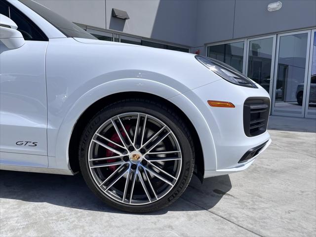 2021 Porsche Cayenne GTS 2021 Porsche Cayenne GTS